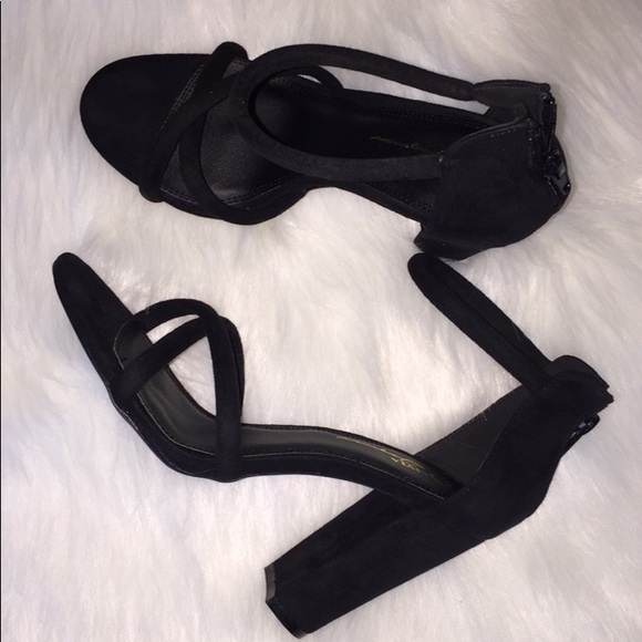 No Re-stock! ✅Sexy Open Toe Shoes! ✅ - Picture 4 of 7